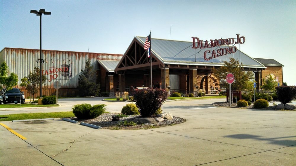 horseshoe casino council bluffs campground